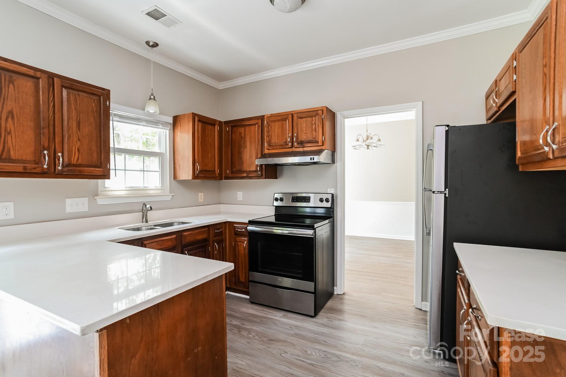 8102 Hunley Ridge Road Matthews, NC 28104 - Photo 5 of 17