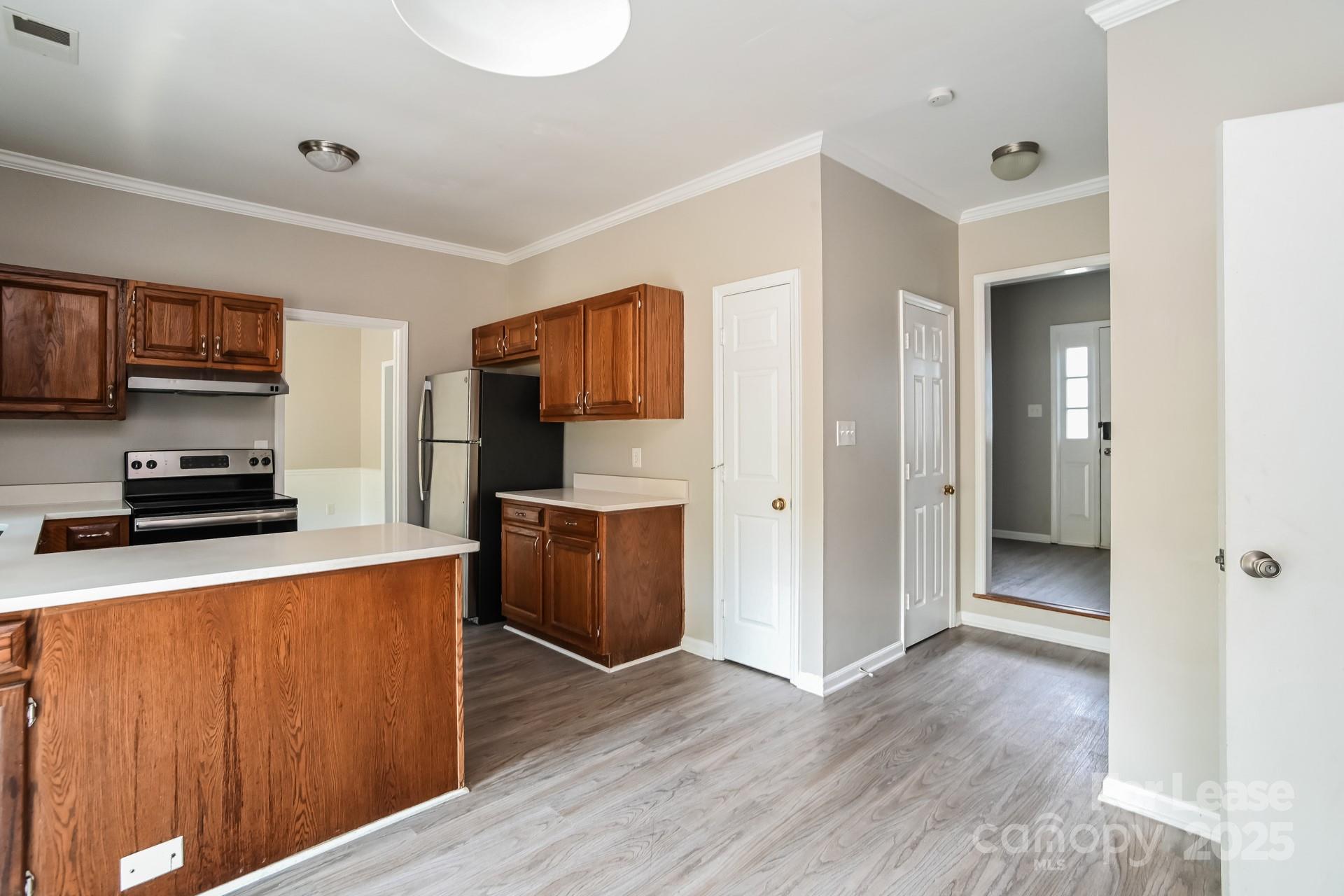 8102 Hunley Ridge Road Matthews, NC 28104 - Photo 7 of 17