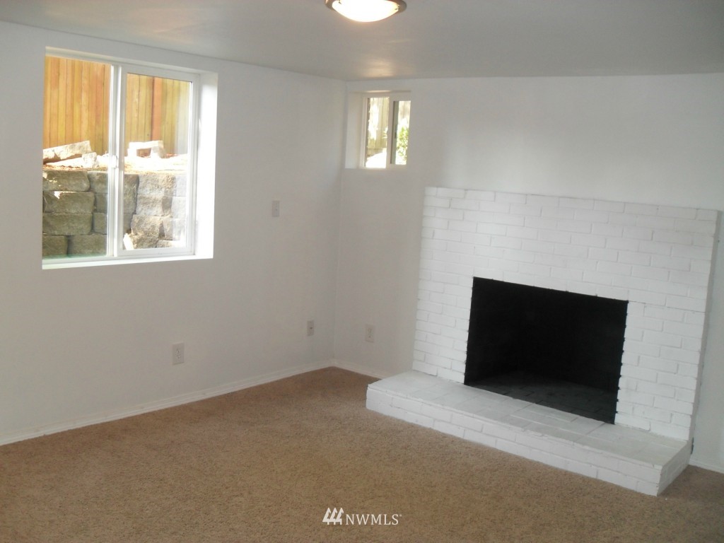 915 228th Street Southeast Bothell, WA 98021 - Photo 10 of 14