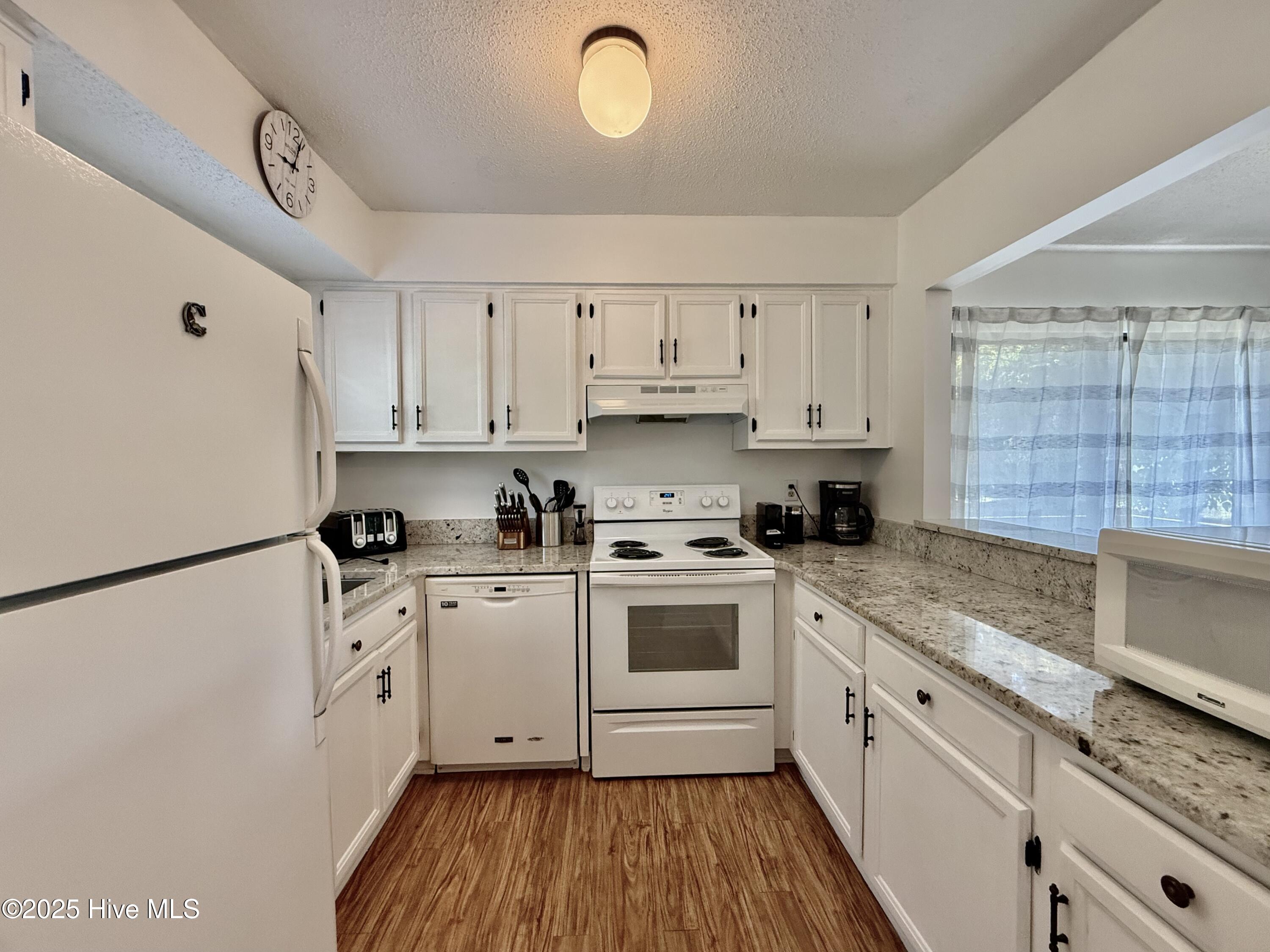 10 Pine Tree Road, Unit 132 Pinehurst, NC 28374 - Photo 2 of 26 10 Pine Tree Rd #132