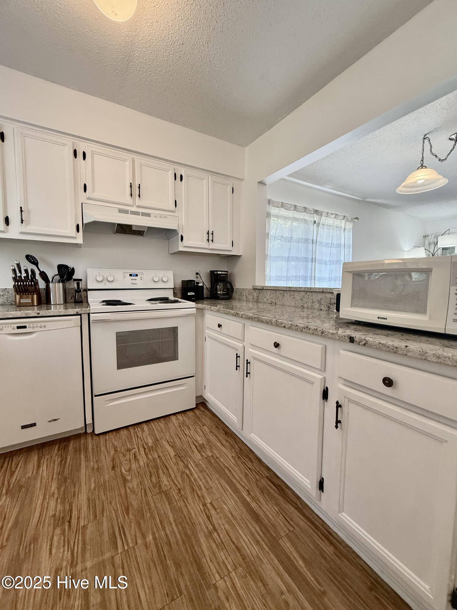 10 Pine Tree Road, Unit 132 Pinehurst, NC 28374 - Photo 3 of 26 10 Pine Tree Rd #132