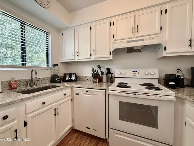 $350,000 | 10 Pine Tree Road, Unit 132, Pinehurst, NC 28374