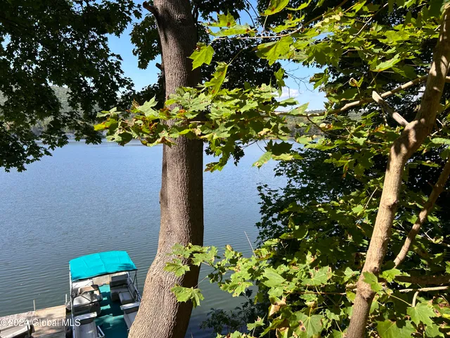 $199,000 | 147 North Lake Shore Drive, Portlandville, NY 13834