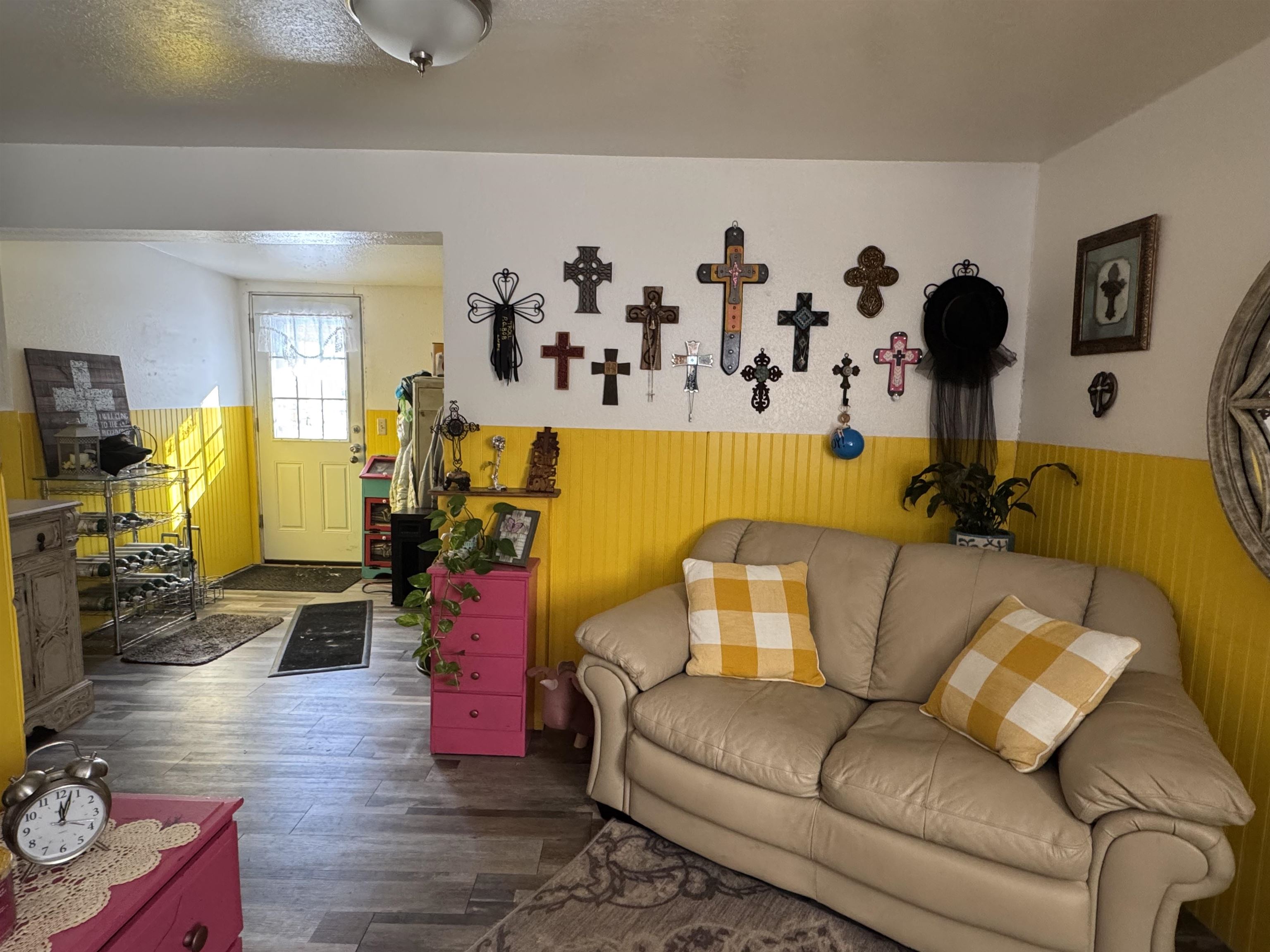 2138 Lavelle Road Flint, MI 48504 - Photo 7 of 20 50165091-97e36c1e-c999-4975-be70-7a22a7ed0d90.JPG