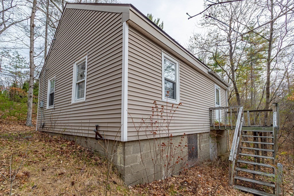803 Flat Hill Road Lunenburg, MA 01462 - Photo 5 of 12 Gallery Image 5