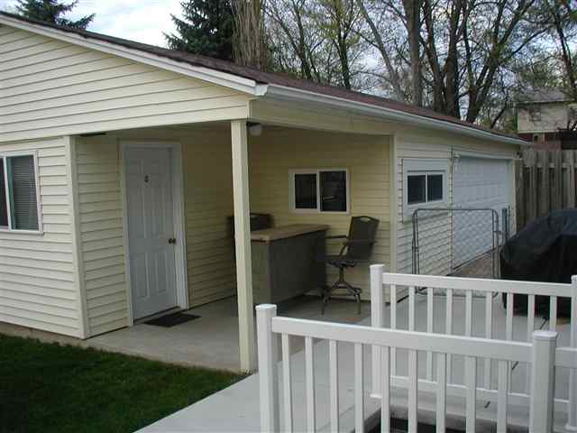 3815 West Lancer Road Peoria, IL 61615 - Photo 9 of 11 Gallery Image 9