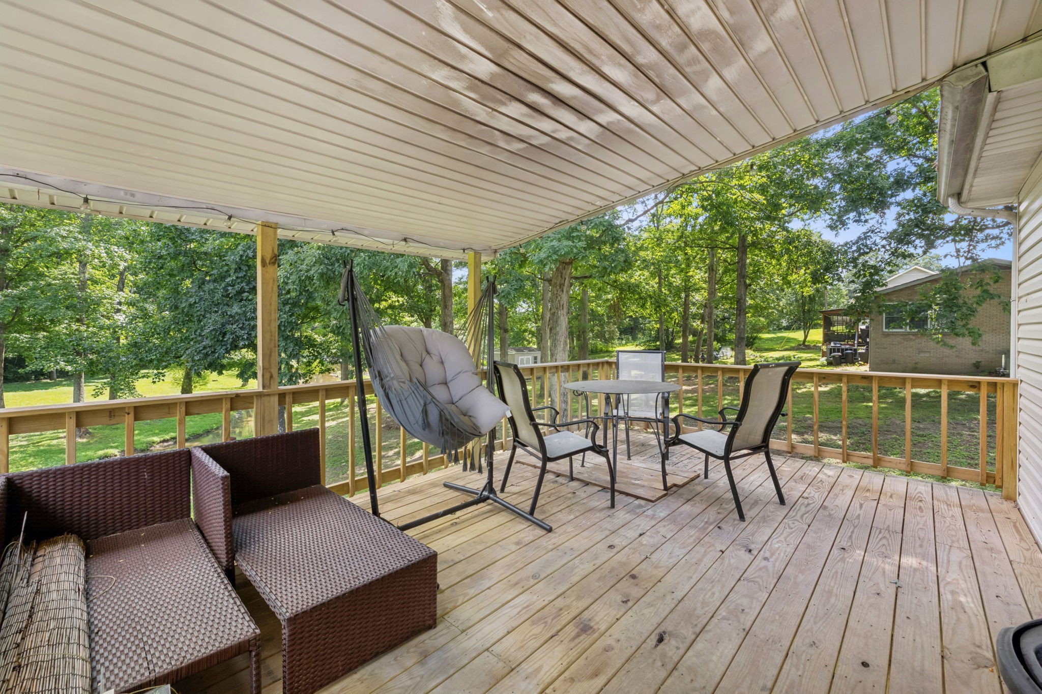 630 Lakeview Court Tennessee Ridge, TN 37178 - Photo 13 of 76