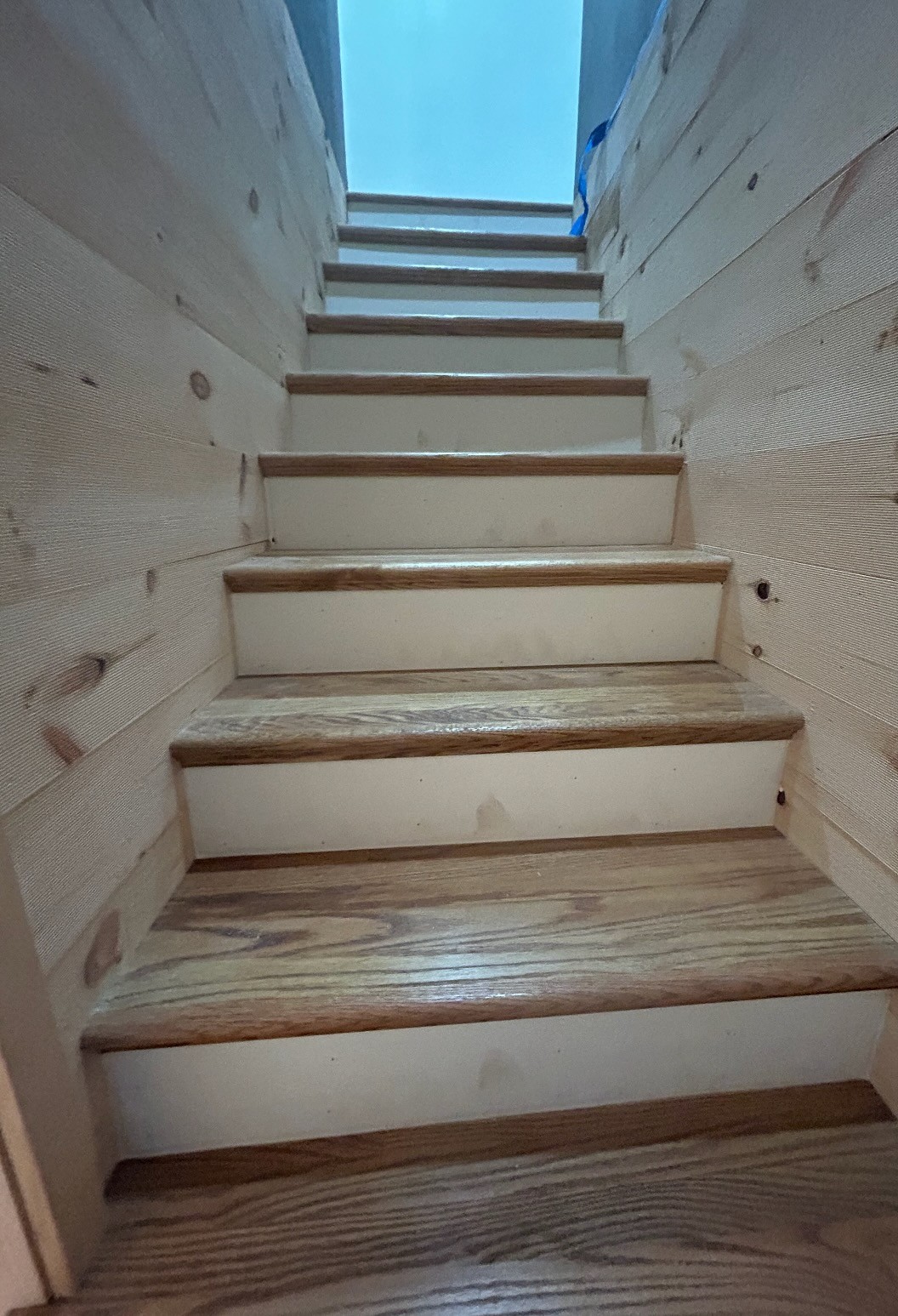 630 Lakeview Court Tennessee Ridge, TN 37178 - Photo 67 of 76 a view of entryway