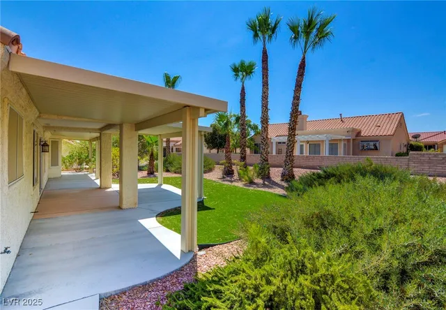 $2,000 | 9053 Marble Drive, Las Vegas, NV 89134