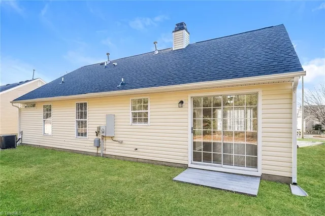 $1,905 | 108 Hammond Drive, Greensboro, NC 27406