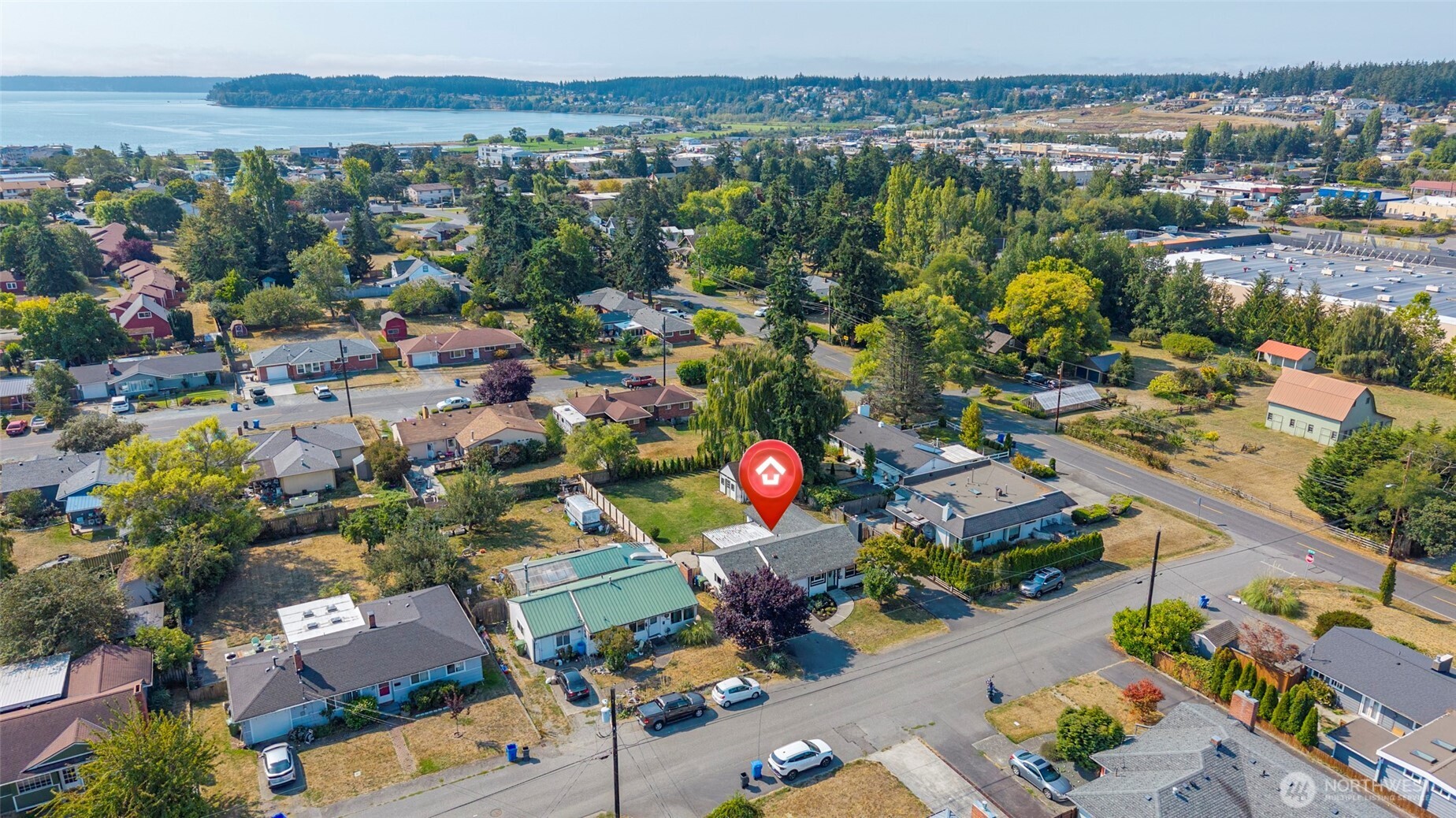 541 Southeast 5th Avenue Oak Harbor, WA 98277 - Photo 4 of 35 an aerial view of a houses with outdoor space