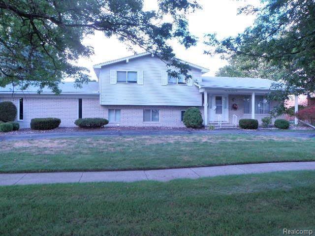 6595 Flintlock Ridge Utica, MI 48317 - Photo 1 of 12 Front.jpg