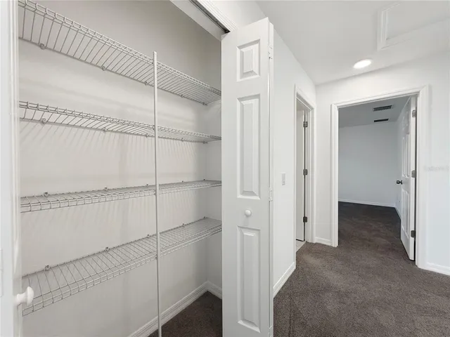 $2,100 | 3023 Adams Cross Drive, Zephyrhills, FL 33540