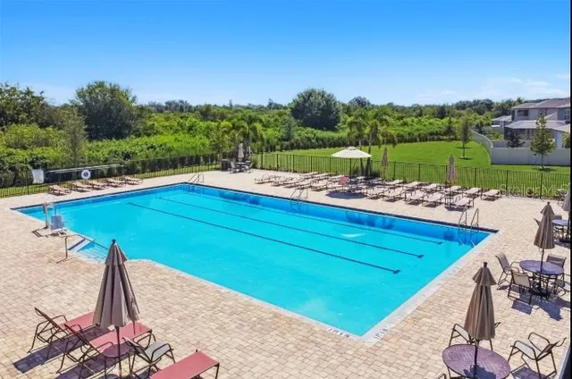 $2,100 | 3023 Adams Cross Drive, Zephyrhills, FL 33540