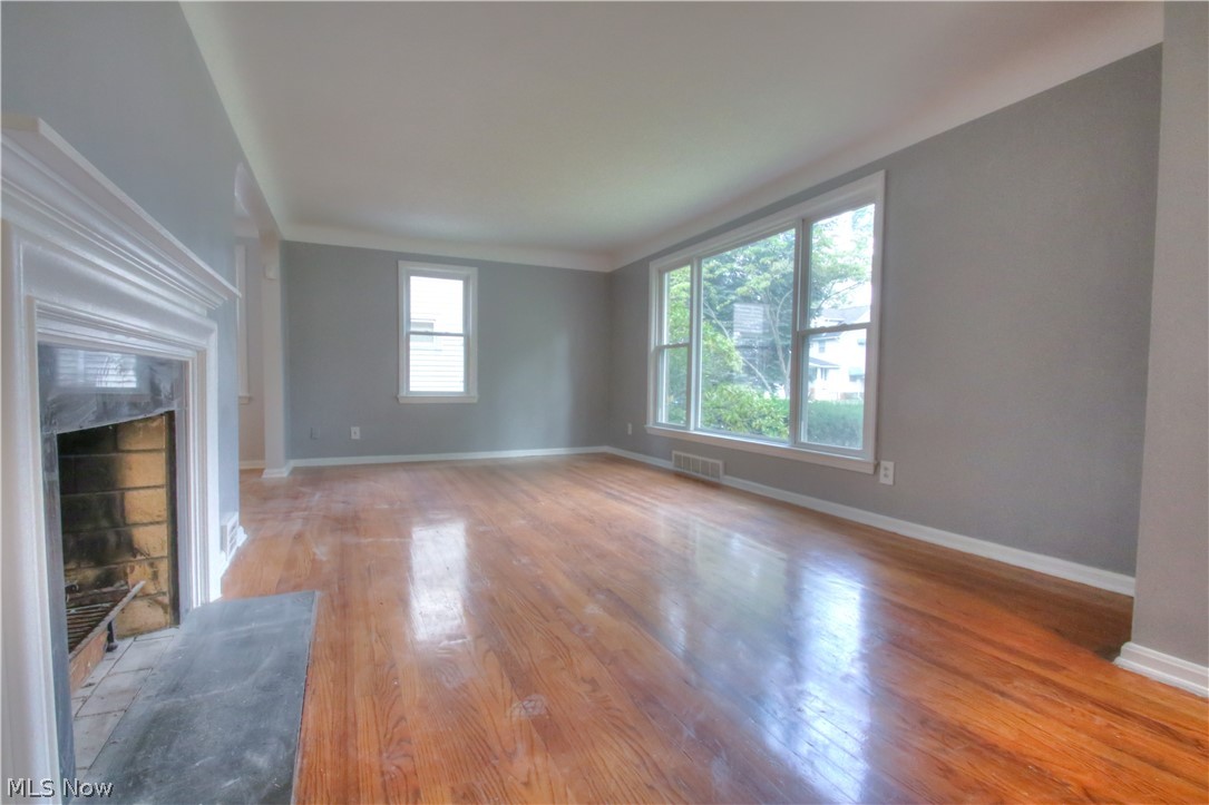 860 Montford Road Cleveland Heights, OH 44121 - Photo 11 of 29