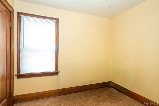 $289,999 | 300 Windermere Boulevard, Amherst, NY 14226