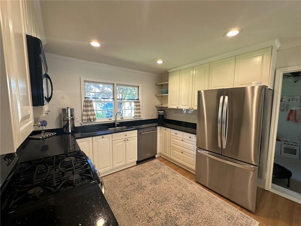 2497 Thompson Road Northeast Atlanta, GA 30319 - Photo 8 of 44