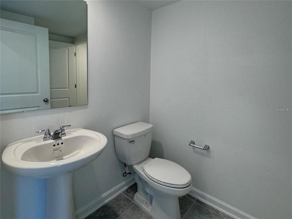 2533 Skyline Loop Kissimmee, FL 34758 - Photo 8 of 21