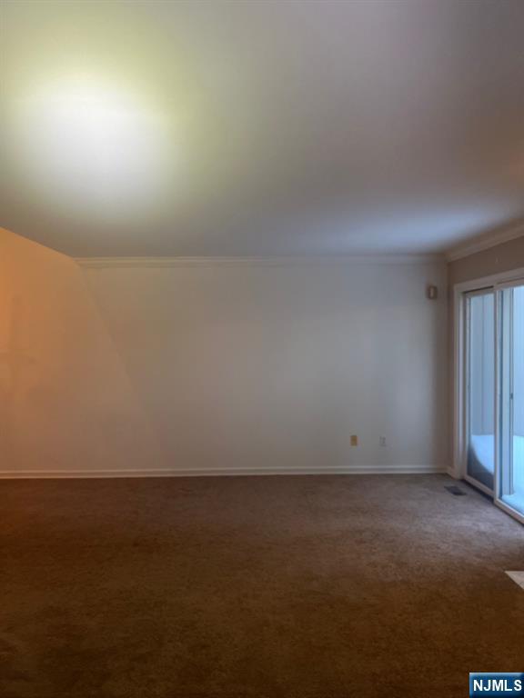 599 Apache Court Mahwah, NJ 07430 - Photo 8 of 19