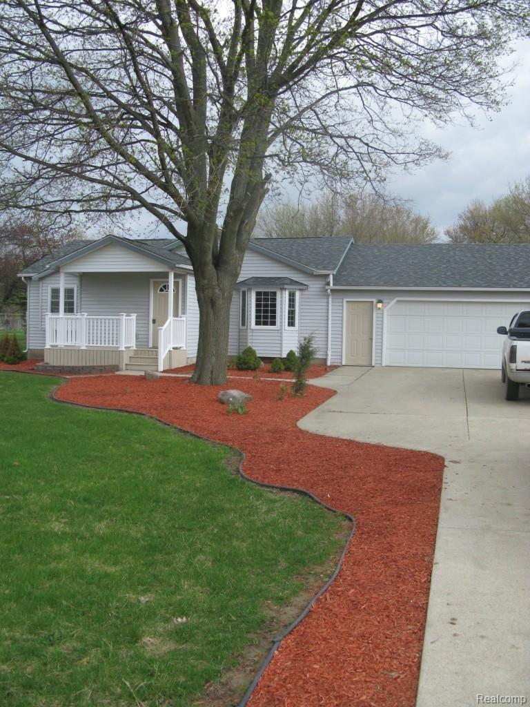 7036 Randee Street Flushing, MI 48433 - Photo 1 of 36 2011-06-19 20.02