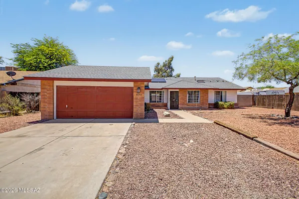$310,000 | 6161 North Tarragon Avenue, Tucson, AZ 85741