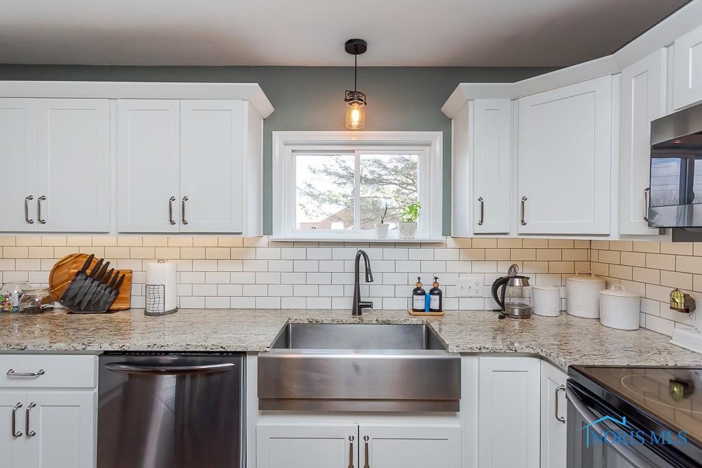 3855 Brown Road Oregon, OH 43616 - Photo 16 of 50 Photo 16
