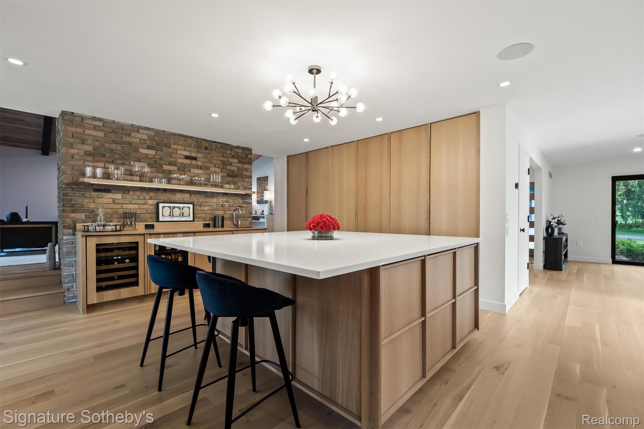 4340 Charing Cross Road Bloomfield Hills, MI 48304 - Photo 11 of 33 13-Charing Cross -12.jpg