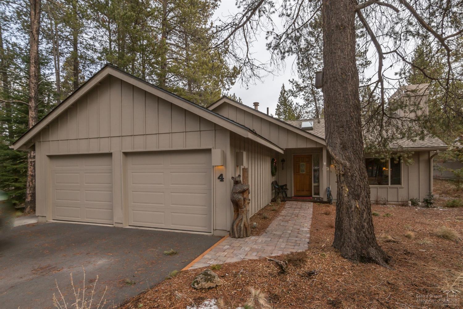 57706 Filbert Lane Sunriver, OR 97707 - Photo 1 of 23 Gallery Image 1