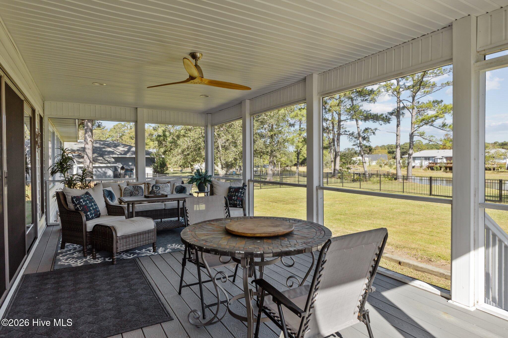 180 Wallace Road Beaufort, NC 28516 - Photo 7 of 45 Amazing outdoor screened in porch