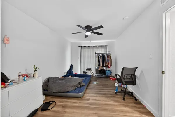 $1,950 | 2621 Amherst Court, Irving, TX 75038