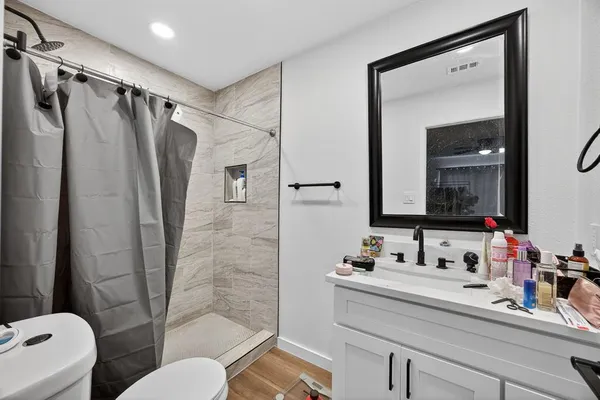 $1,950 | 2621 Amherst Court, Irving, TX 75038