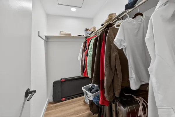 $1,950 | 2621 Amherst Court, Irving, TX 75038