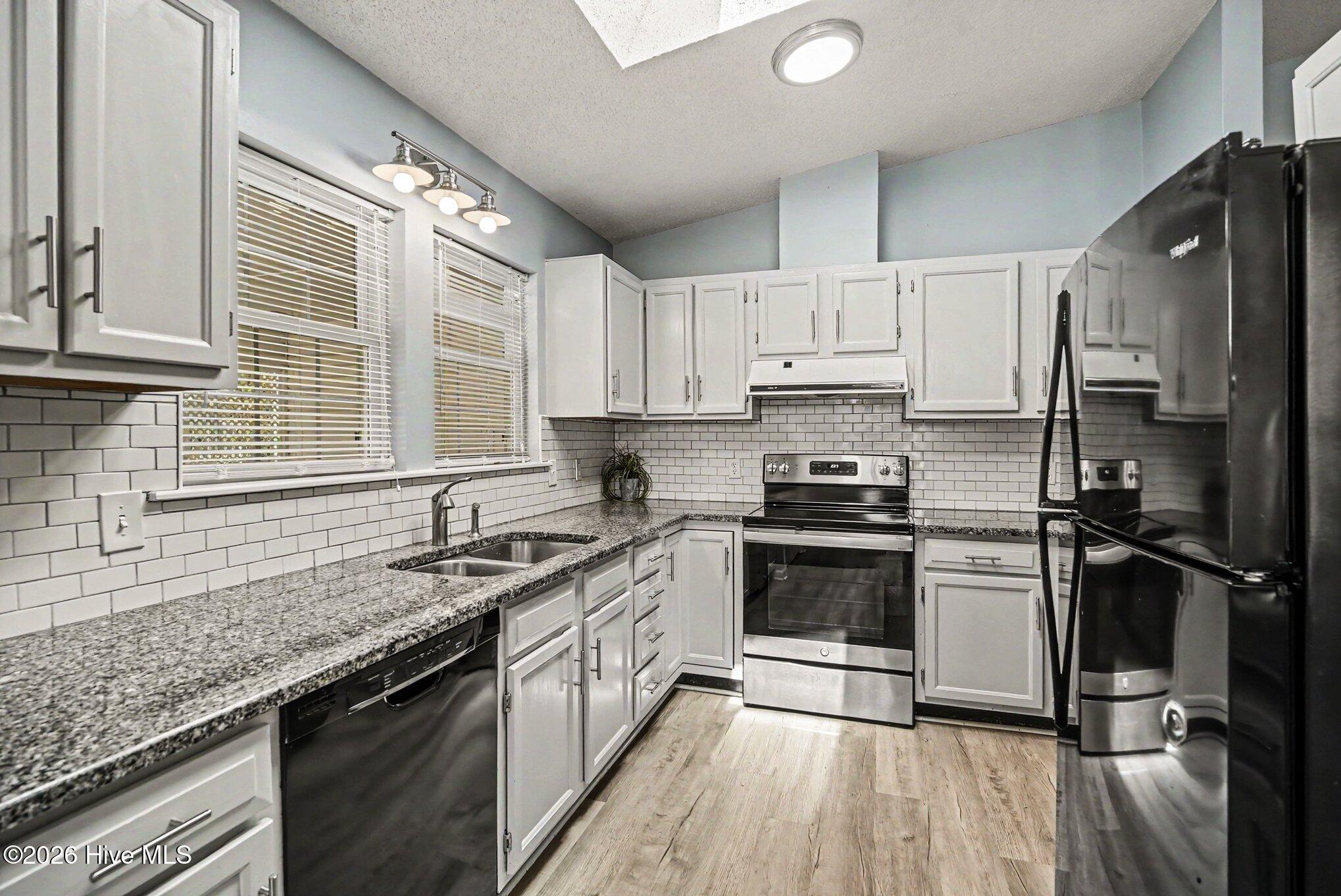 533 Leeward Way Calabash, NC 28467 - Photo 12 of 37 012_file_7769