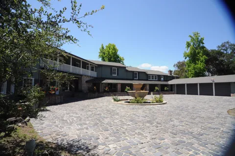 $12,995,000 | 389 Moore Road, Woodside, CA 94062