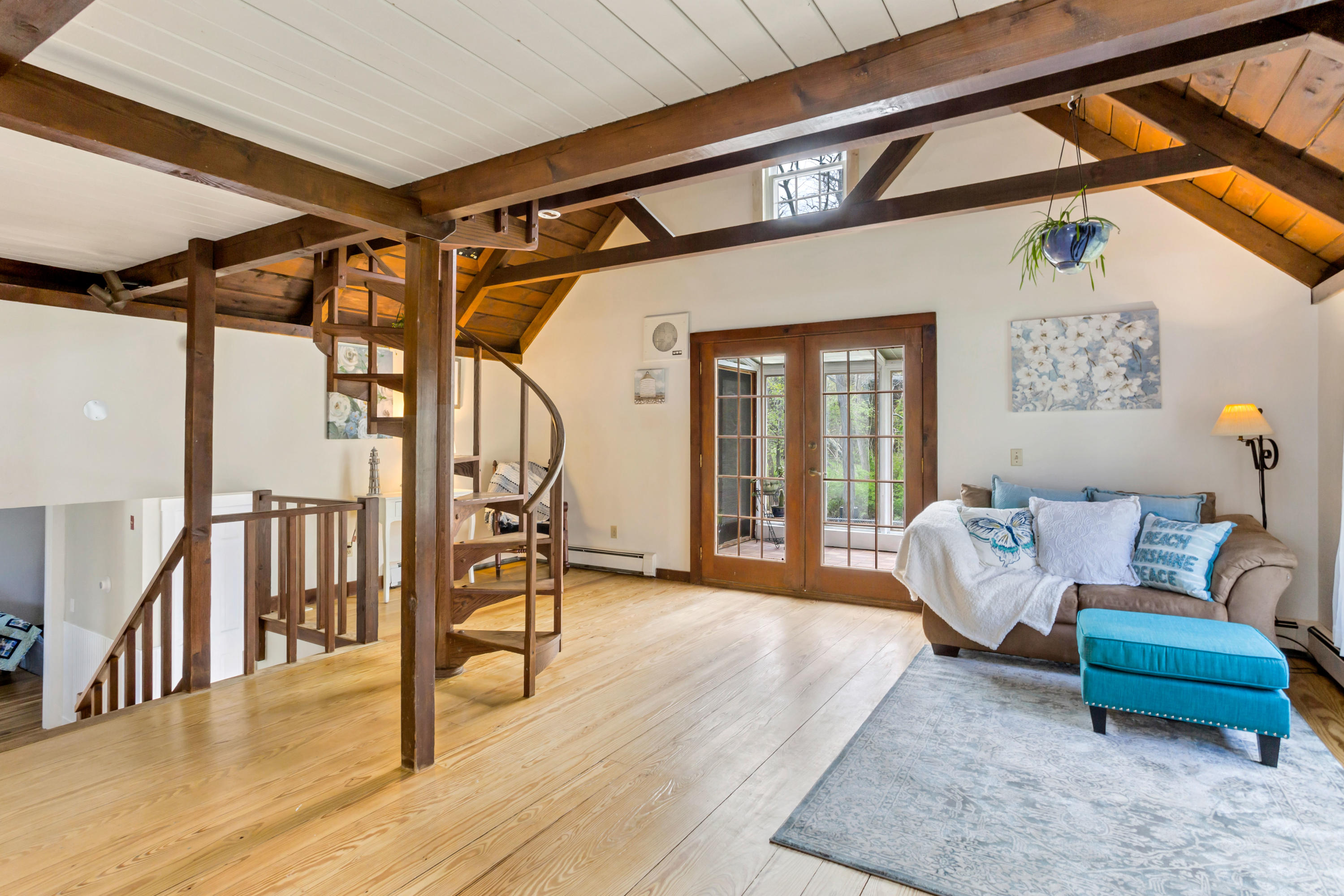 230 Old County Road East Sandwich, MA 02537 - Photo 13 of 51 230OldLR-17