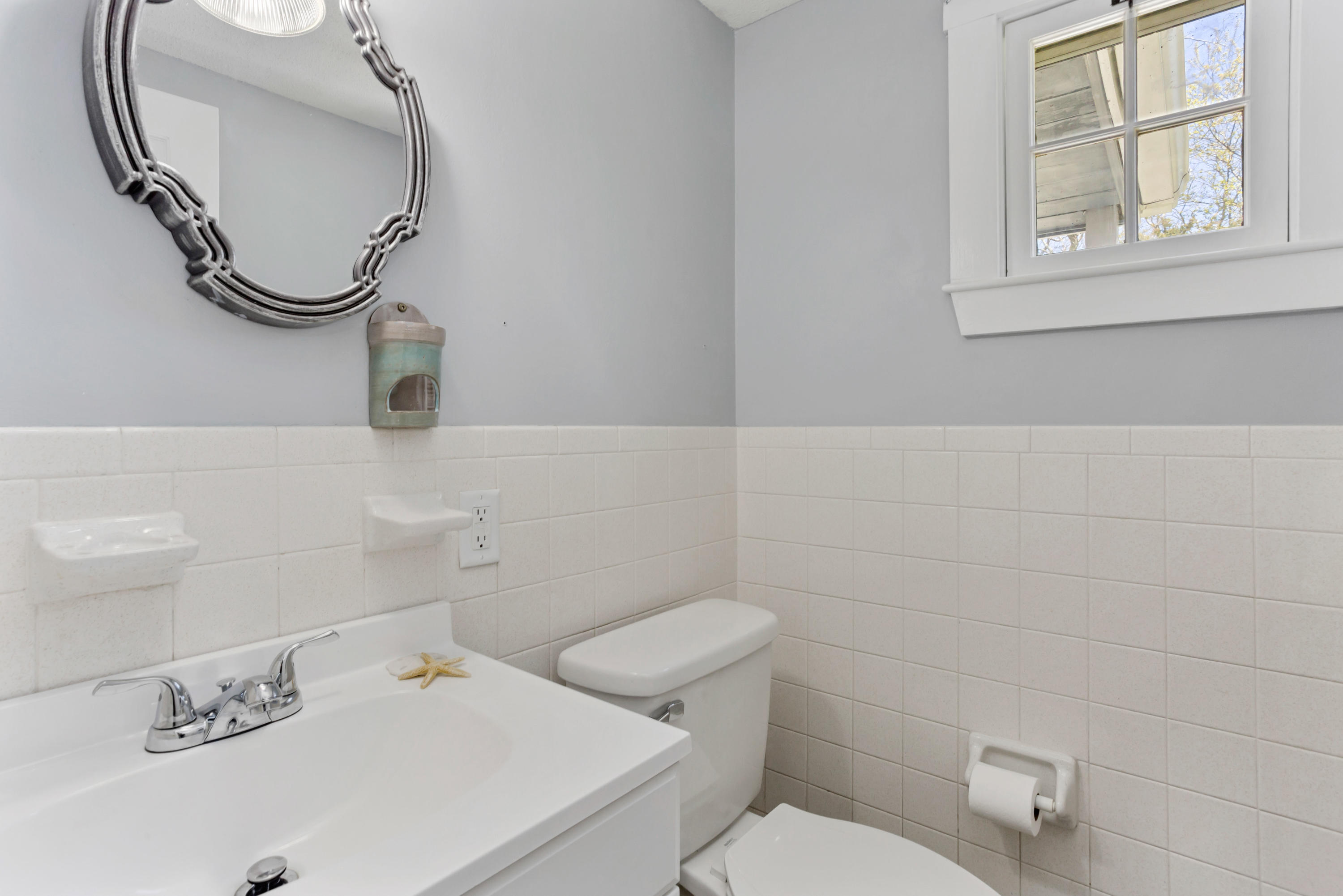 230 Old County Road East Sandwich, MA 02537 - Photo 30 of 51 230OldLR-33