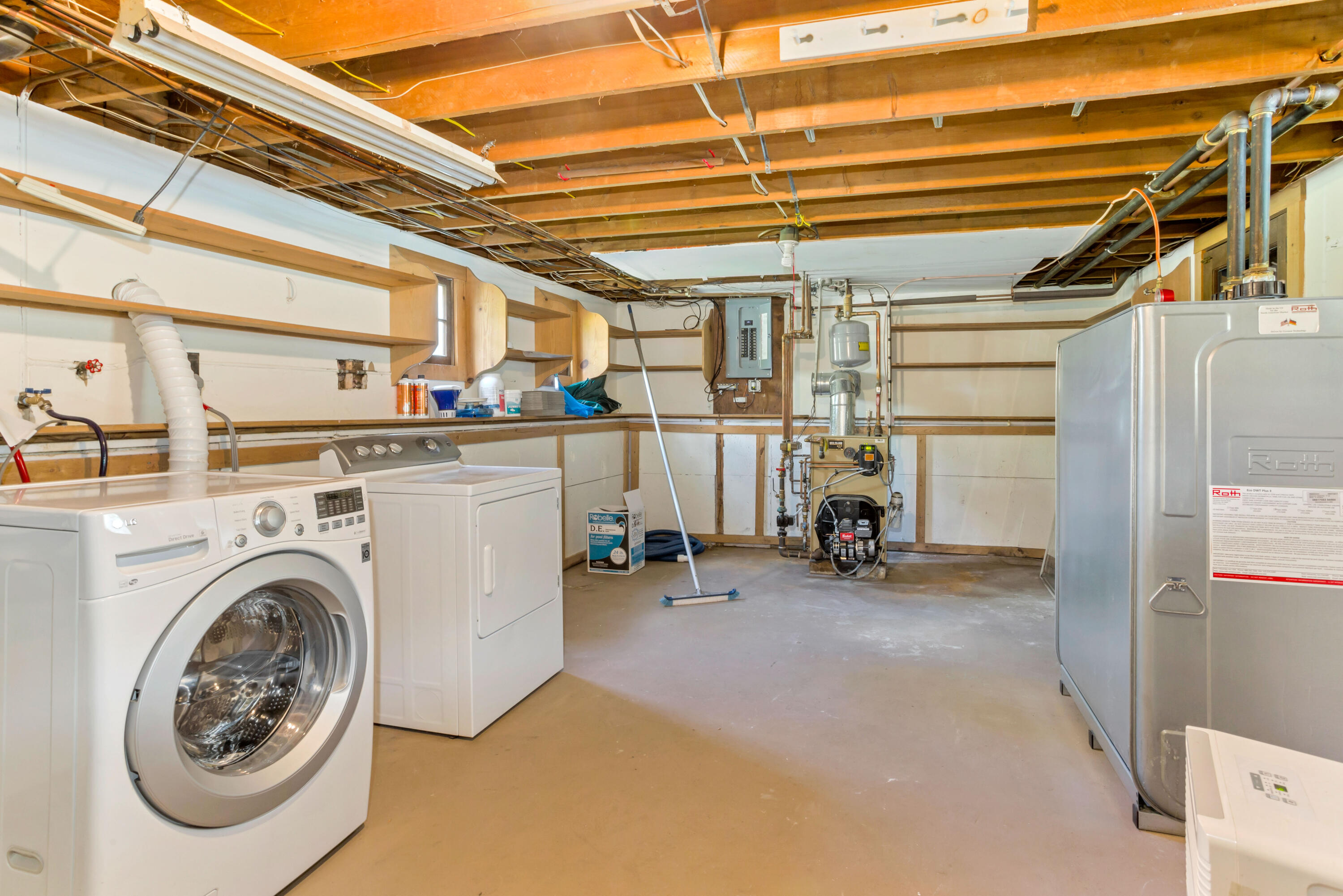 230 Old County Road East Sandwich, MA 02537 - Photo 35 of 51 230OldLR-32