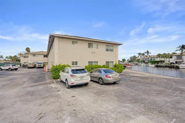 $1,700 | 199 East McNab Road, Unit 107, Pompano Beach, FL 33060