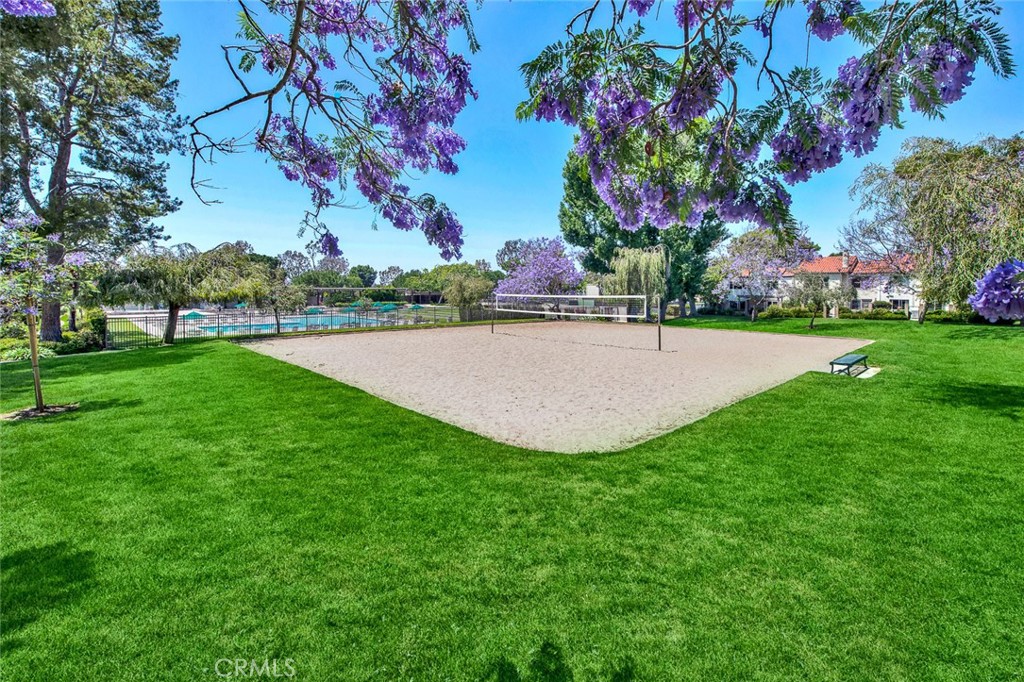 60 Willow Tree Lane Irvine, CA 92612 - Photo 69 of 74