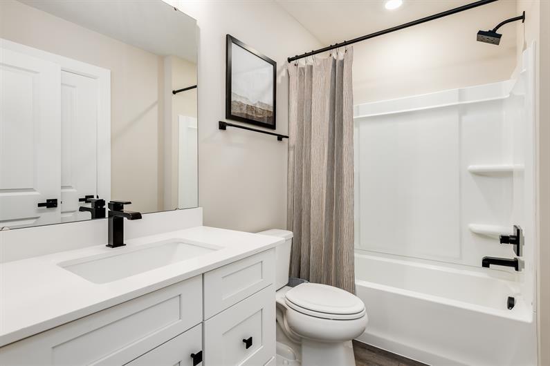 4041 Kiley Lane Baden, PA 15005 - Photo 24 of 36