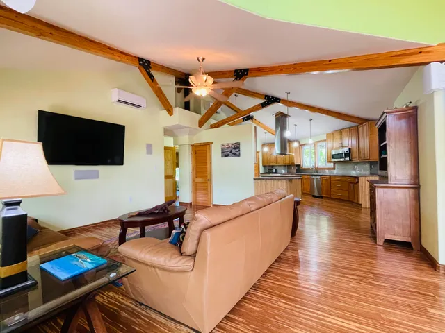 $975,000 | 30451 Hibiscus Lane, Big Pine Key, FL 33043