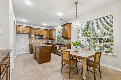 $515,000 | 8728 Dayton Drive, Lantana, TX 76226