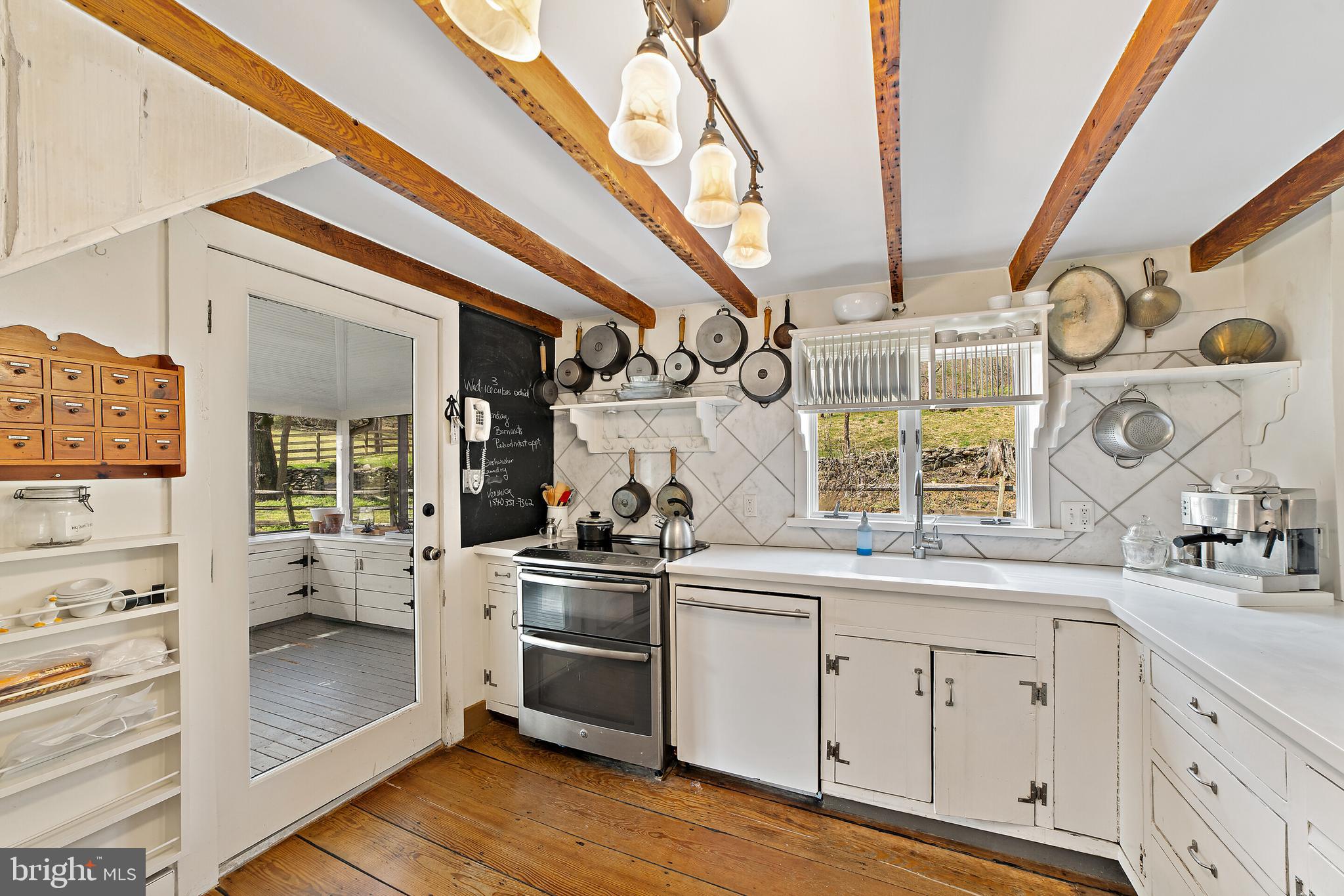 2288 Scuffleburg Road Delaplane, VA 20144 - Photo 14 of 45 Gallery Image 14