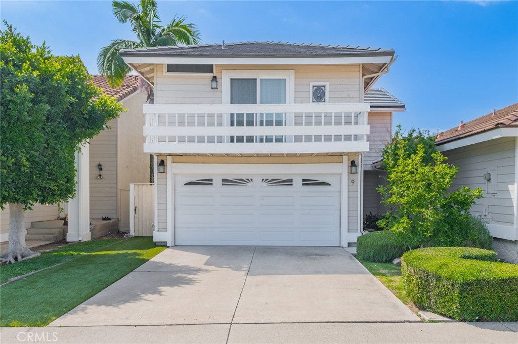 9 Calandria Irvine, CA 92620 - Photo 2 of 35