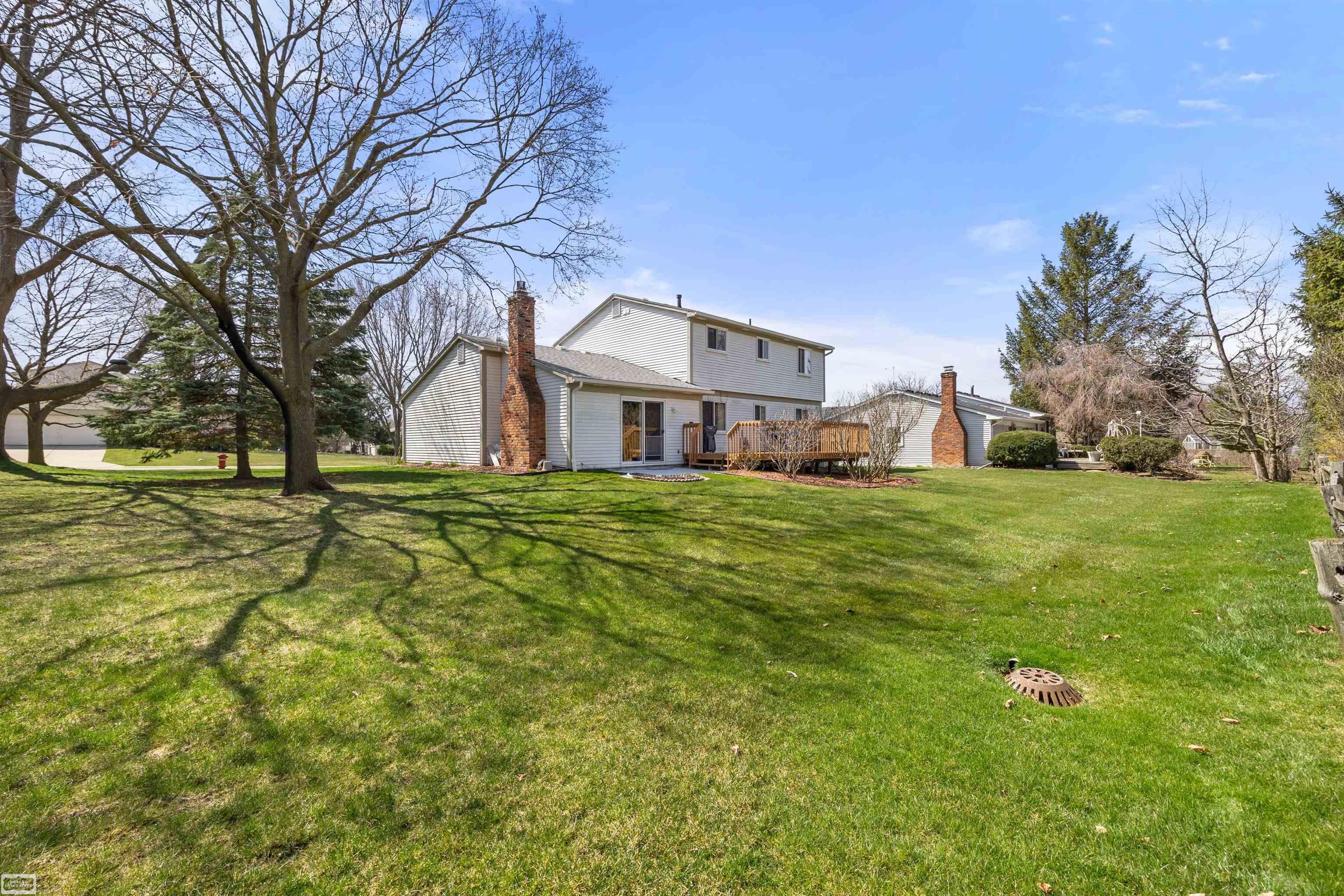 1693 Dennett Lane Rochester Hills, MI 48307 - Photo 42 of 53