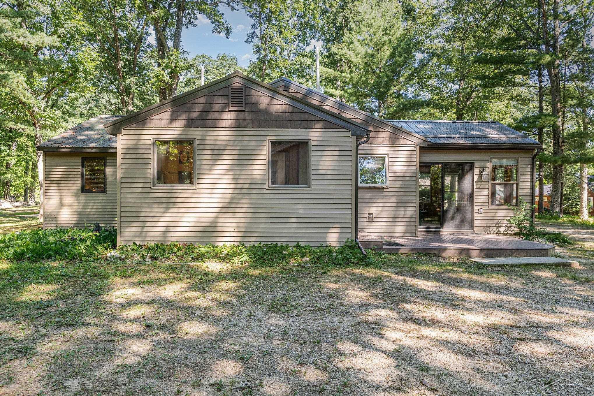 205 Tie Road Roscommon, MI 48653 - Photo 21 of 38 50186005-47b45d5c-8a4b-4299-9fd4-546f37c00a57.JPG
