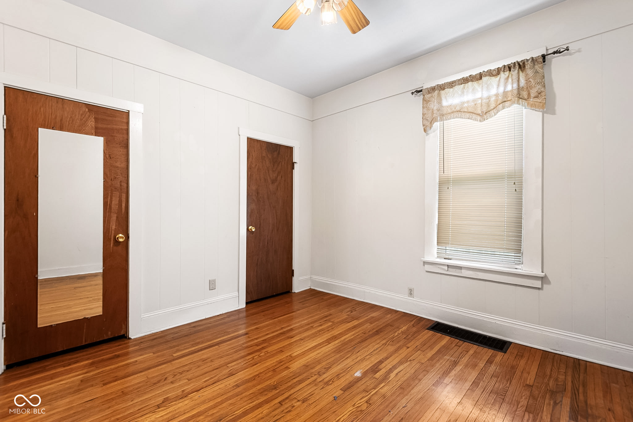 1109 23rd Street Columbus, IN 47201 - Photo 4 of 25