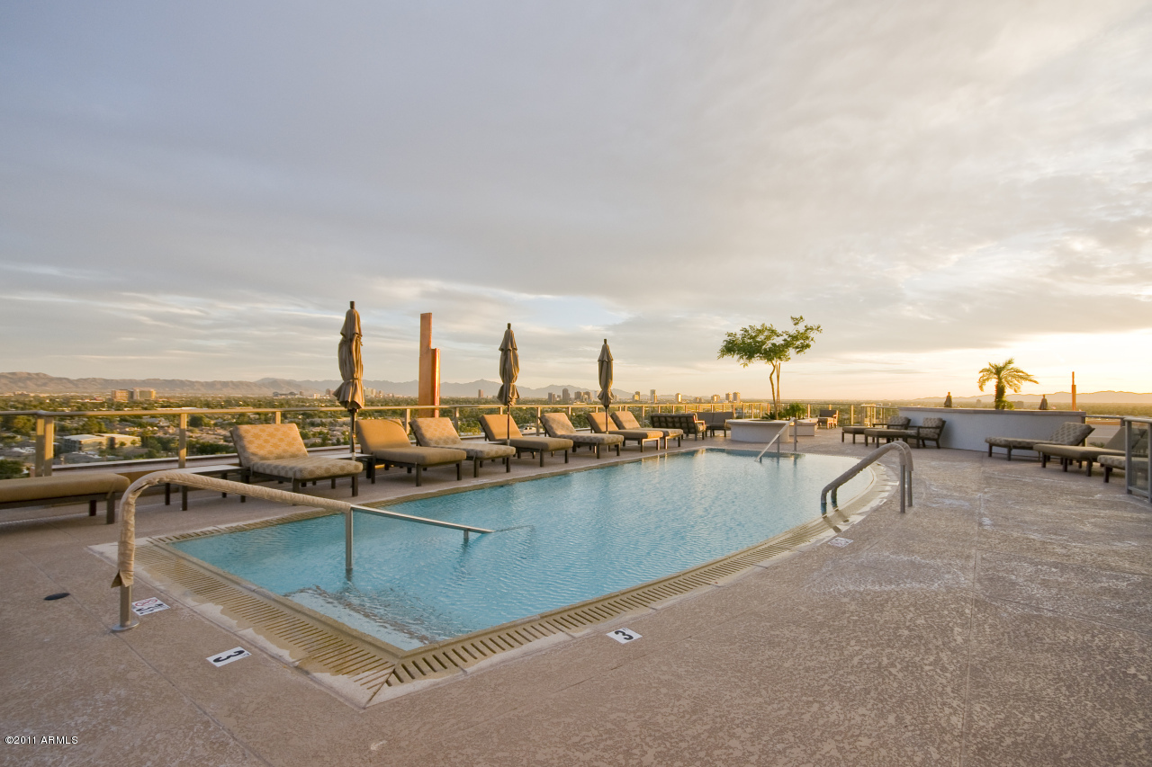 2211 East Camelback Road, Unit 604 Phoenix, AZ 85016 - Photo 1 of 9 Roof top pool and spa