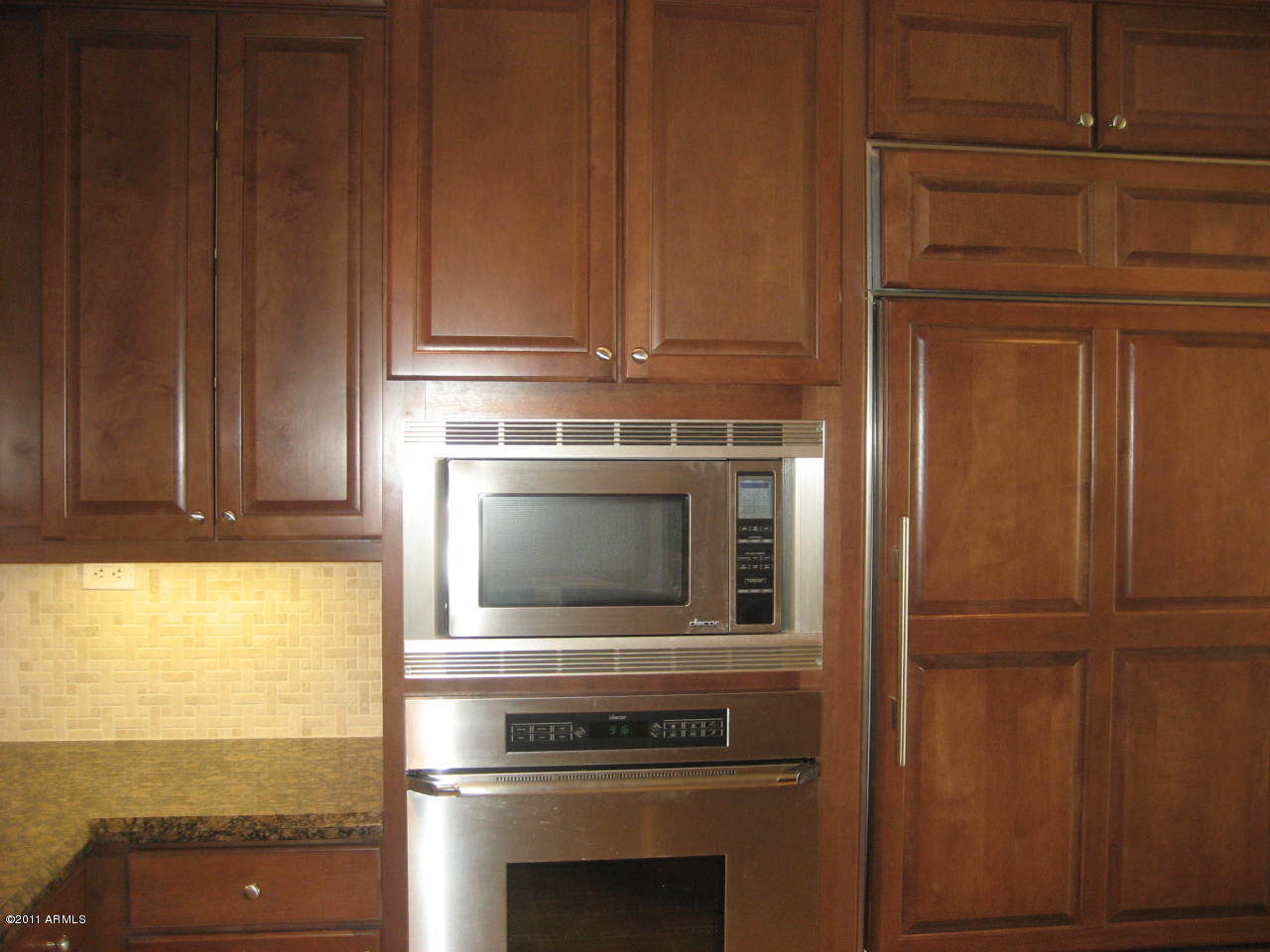 2211 East Camelback Road, Unit 604 Phoenix, AZ 85016 - Photo 5 of 9 Kitchen