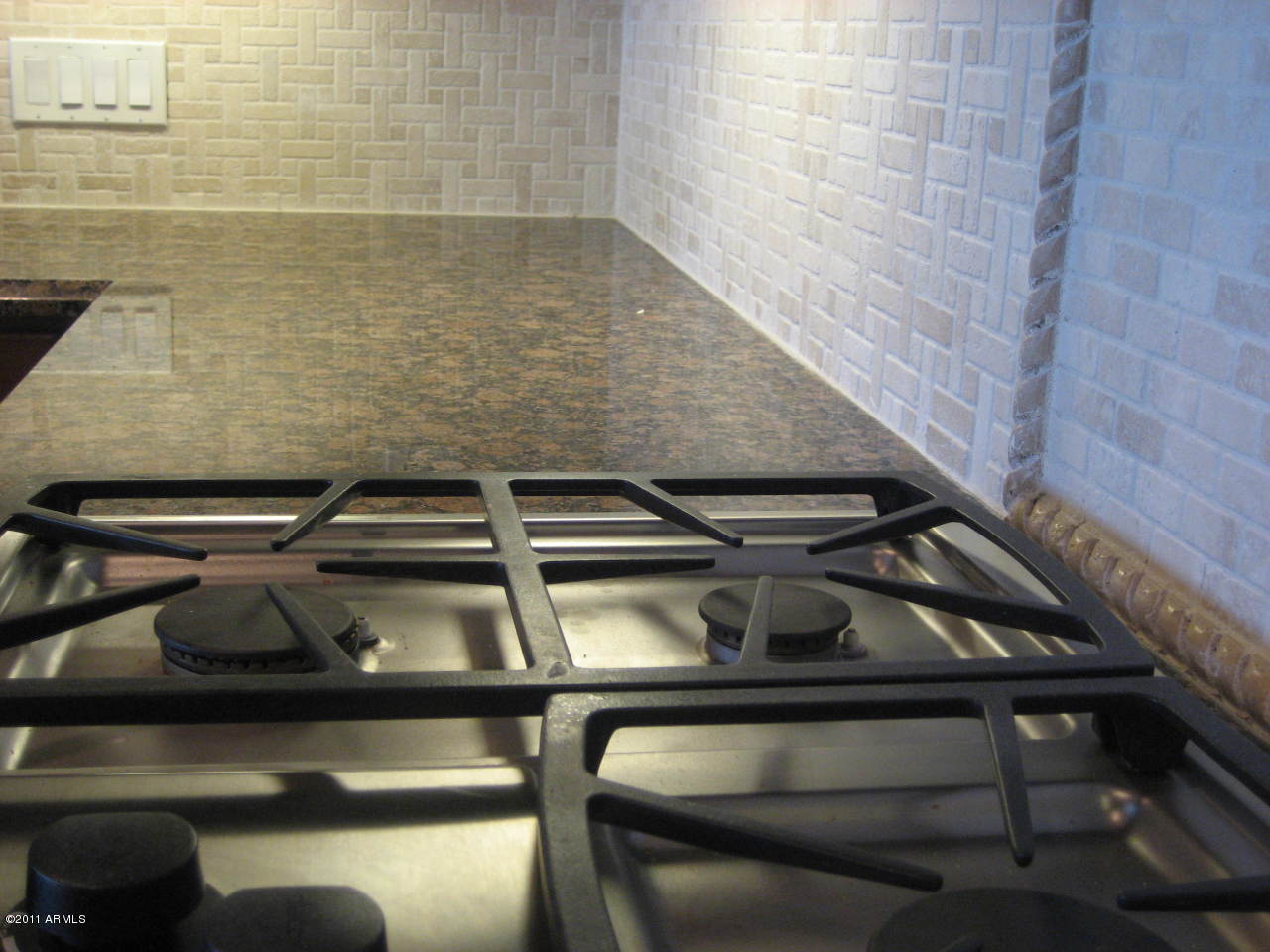 2211 East Camelback Road, Unit 604 Phoenix, AZ 85016 - Photo 7 of 9 Kitchen II